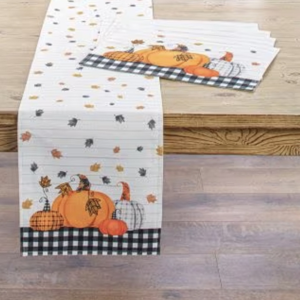 NEW Plaid Pumpkin Table Runner Pumpkins Fall